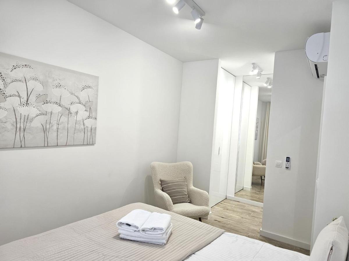 Urban Apartments Luxury Skyline Sokolska Towers 30A, 2 Free Garages, Gym & Sauna, Self Check-In Katowice Eksteriør bilde
