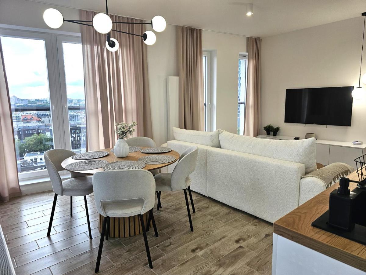 Urban Apartments Luxury Skyline Sokolska Towers 30A, 2 Free Garages, Gym & Sauna, Self Check-In Katowice Eksteriør bilde